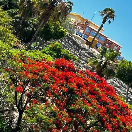 Natali ,luxury 3-levels Large On Tenerife, Ocean View, Private Poo L& Barbecue Area *