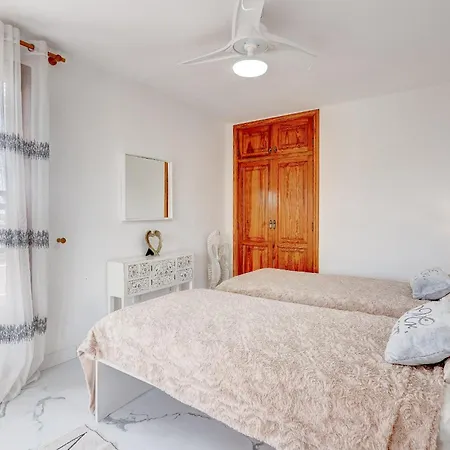 Natali ,luxury 3-levels Large On Tenerife, Ocean View, Private Poo L& Barbecue Area Costa Adeje (Tenerife)