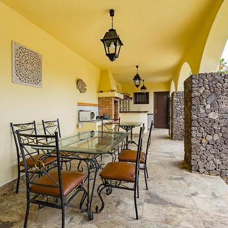 Villa Natali ,luxury 3-levels Large On Tenerife, Ocean View, Private Poo L& Barbecue Area *