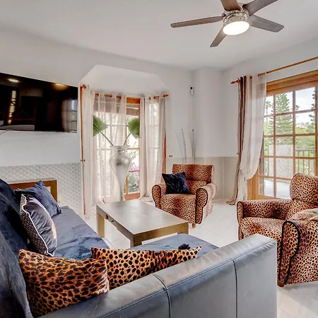 Villa Natali ,luxury 3-levels Large On Tenerife, Ocean View, Private Poo L& Barbecue Area Costa Adeje (Tenerife)