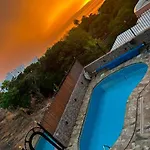 Natali ,luxury 3-levels Large On Tenerife, Ocean View, Private Poo L& Barbecue Area *