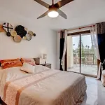 别墅 Natali ,luxury 3-levels Large On Tenerife, Ocean View, Private Poo L& Barbecue Area