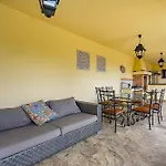 Natali ,luxury 3-levels Large On Tenerife, Ocean View, Private Poo L& Barbecue Area 阿德耶